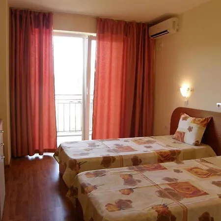 Hotel Family Dayana