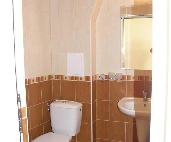 Family Dayana 3* Szinemorec