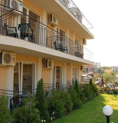 Szálloda Family Dayana