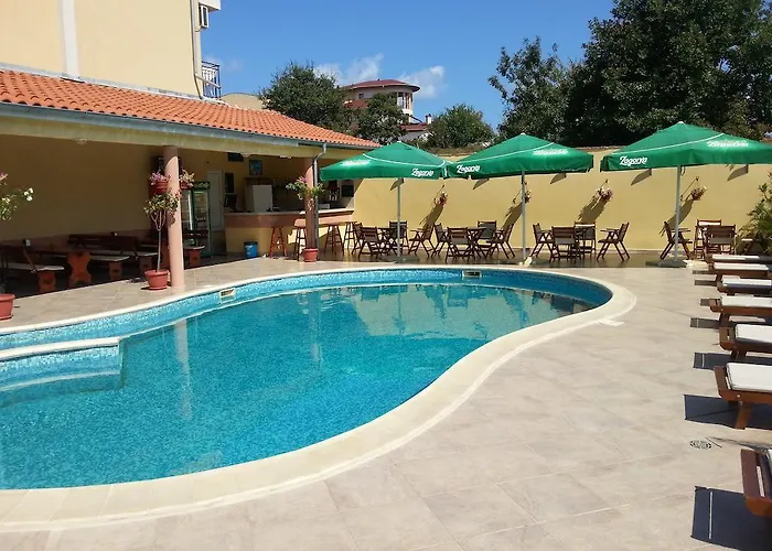 Family Dayana Szinemorec