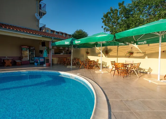 Szálloda Family Dayana 3*