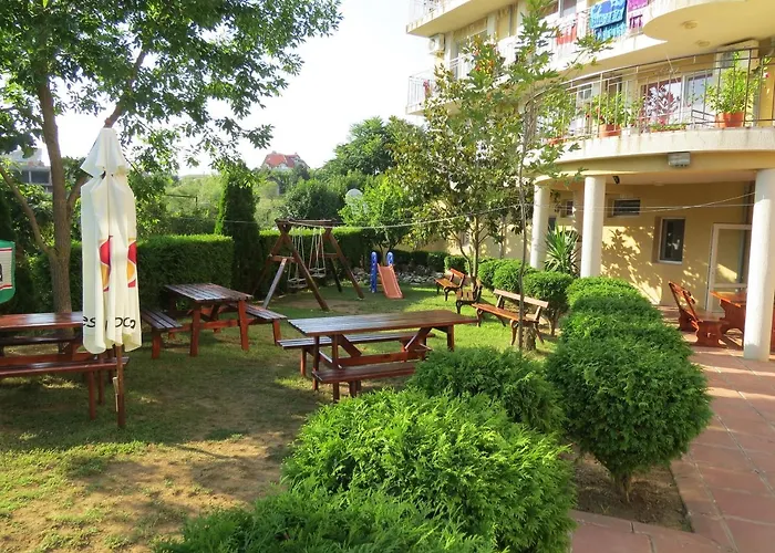 Family Dayana Szálloda