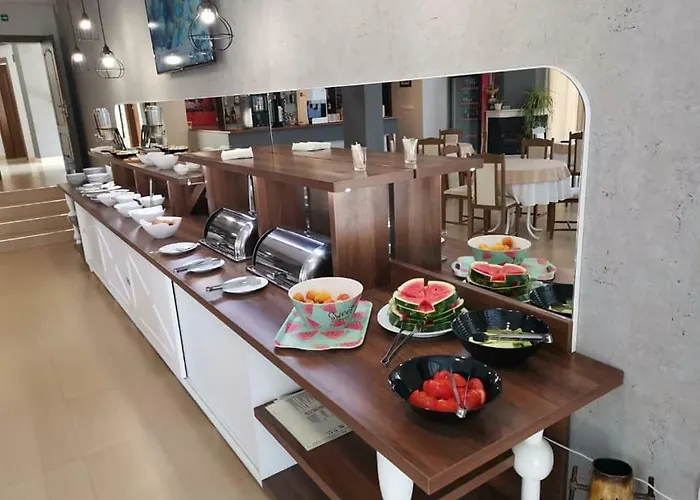 Family Dayana 3* Szinemorec