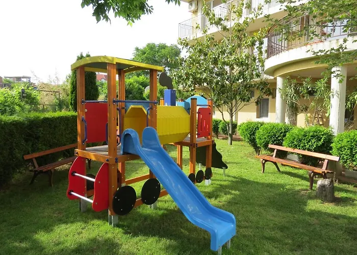 Szálloda Family Dayana 3*