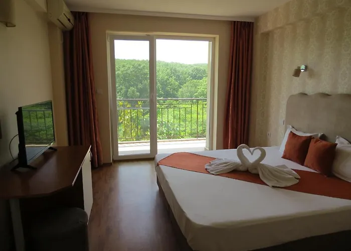 Szálloda Family Dayana Szinemorec